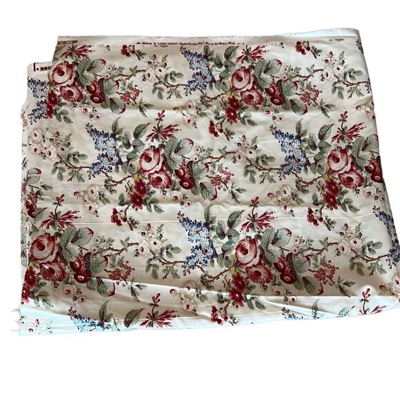 Laura Ashley English Country Print Floral Fabric 3.5” yds - Picture 5 of 6